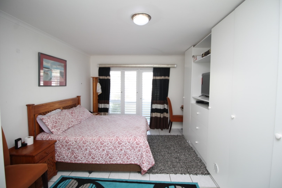 2 Bedroom Property for Sale in Harbour Island Western Cape